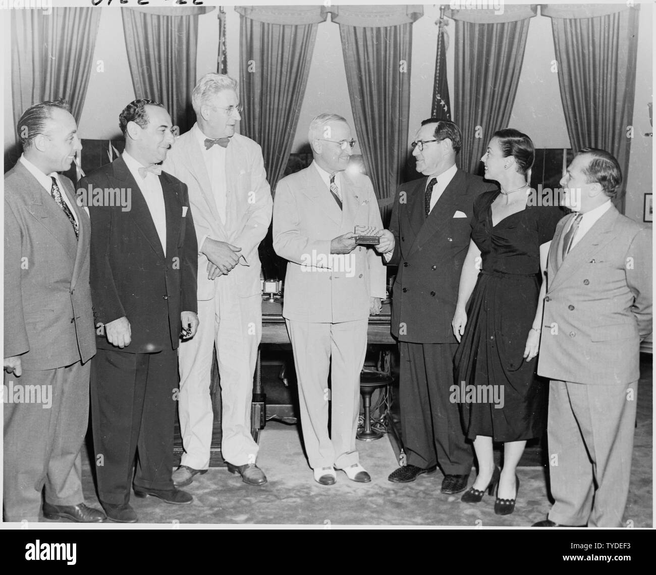 Paul douglas hires stock photography and images Alamy