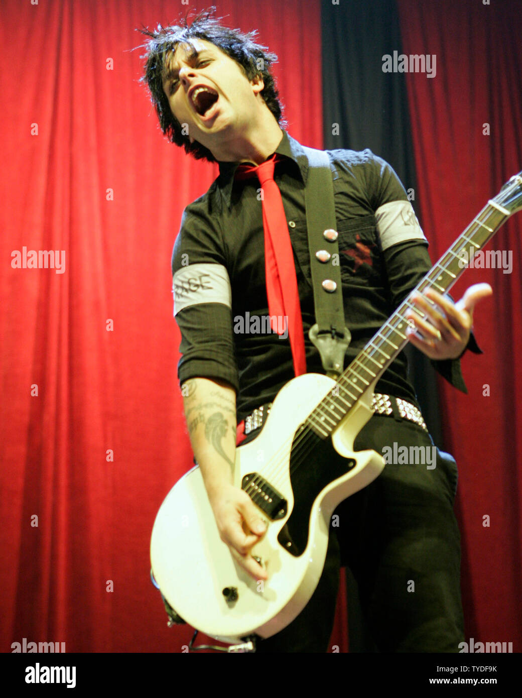 Billie Joe Armstrong with Green Day performs in concert, at the Office Depot Center, in Sunrise,  Florida, on August 26, 2005.  (UPI Photo/Michael Bush) Stock Photo