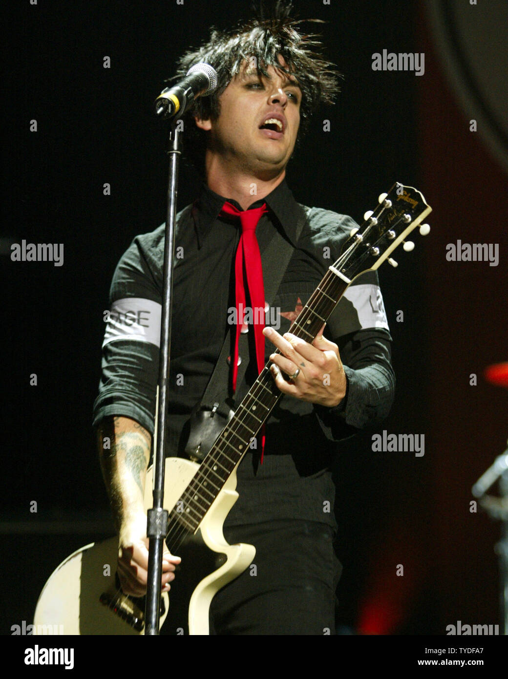 Billie Joe Armstrong with Green Day performs in concert, at the Office Depot Center, in Sunrise,  Florida, on August 26, 2005.  (UPI Photo/Michael Bush) Stock Photo
