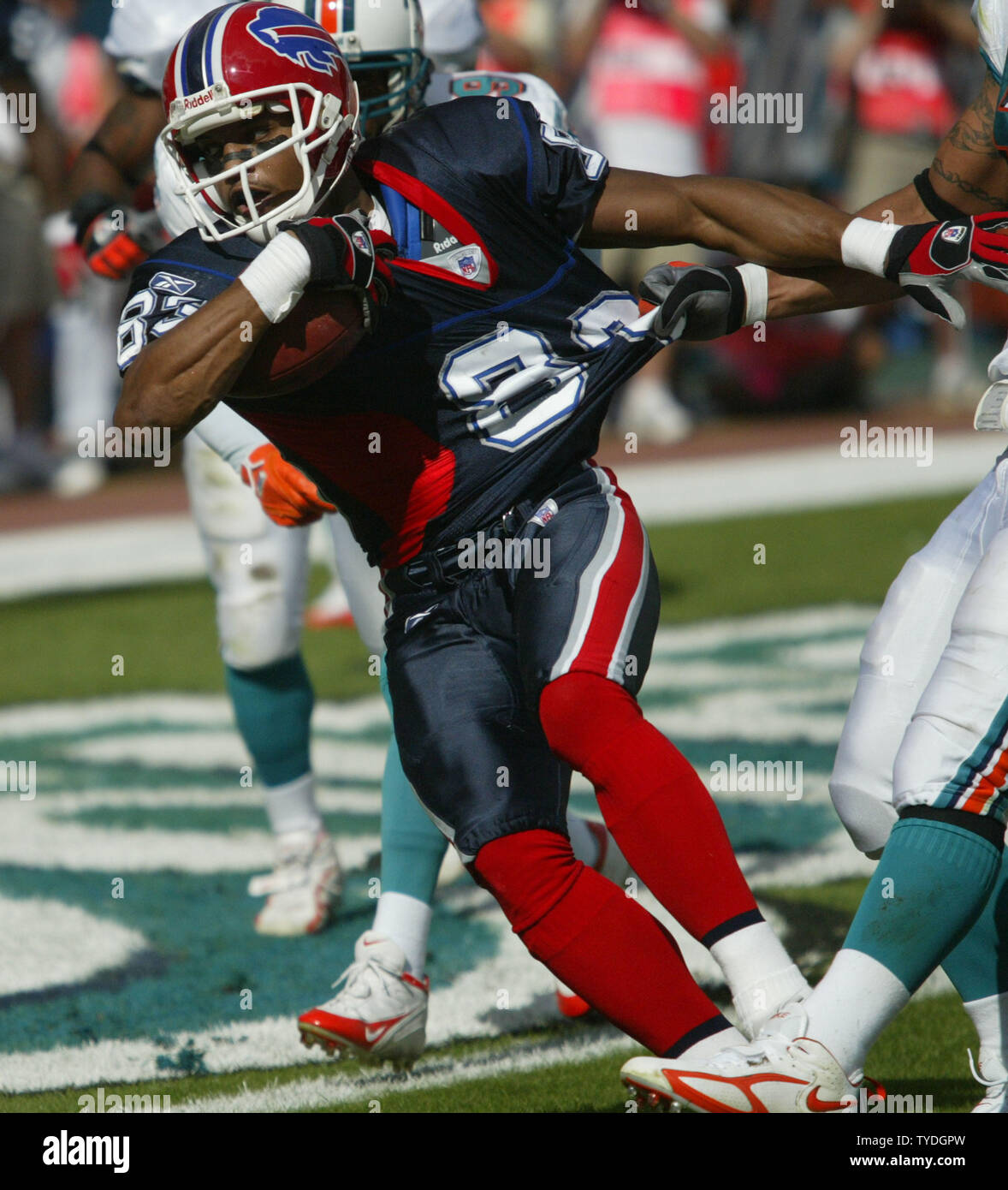 Buffalo Bills wide receiver Lee Evans (83) scores his third touchdown  against the Miami Dolphins December 4, 2005 at Dolphins Stadium in Miami,  Fl. The Buffalo Bills lost to the the Miami