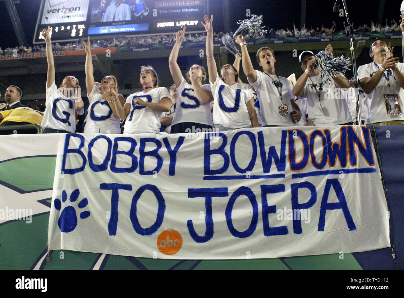 Penn State Nittany Lions fans show their support at the 72nd Annual Fedex Orange Bowl game against the Florida State Seminoles at Dolphins Stadium in Miami,  Florida, on January 3, 2006.  (UPI Photo/Martin Fried) Stock Photo