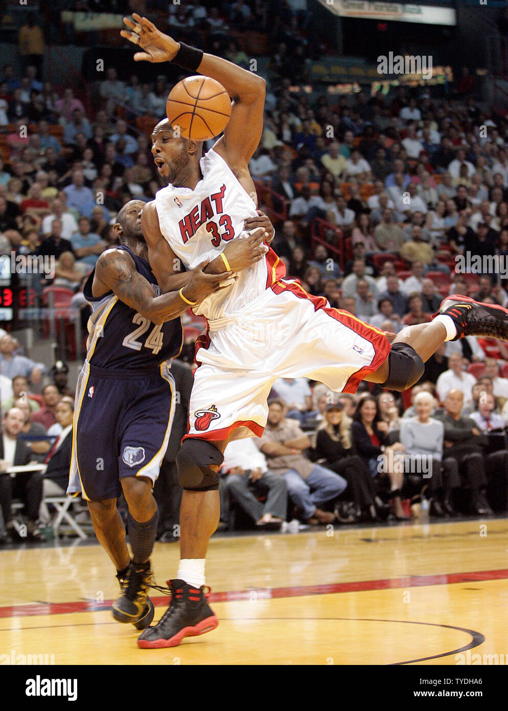 Alonzo mourning hi-res stock photography and images - Page 3 - Alamy