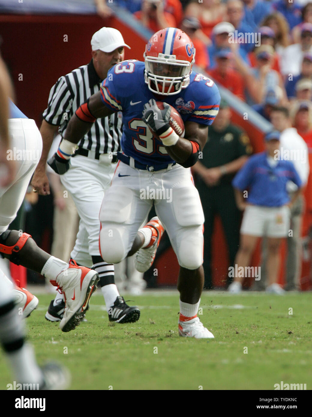 University of Florida freshman quarterback Tim Tebow scrambles against LSU  during the first half of football for the Gators in Gainesville, Florida on  October 7, 2006. (UPI Photo/Ralph Notaro Stock Photo - Alamy