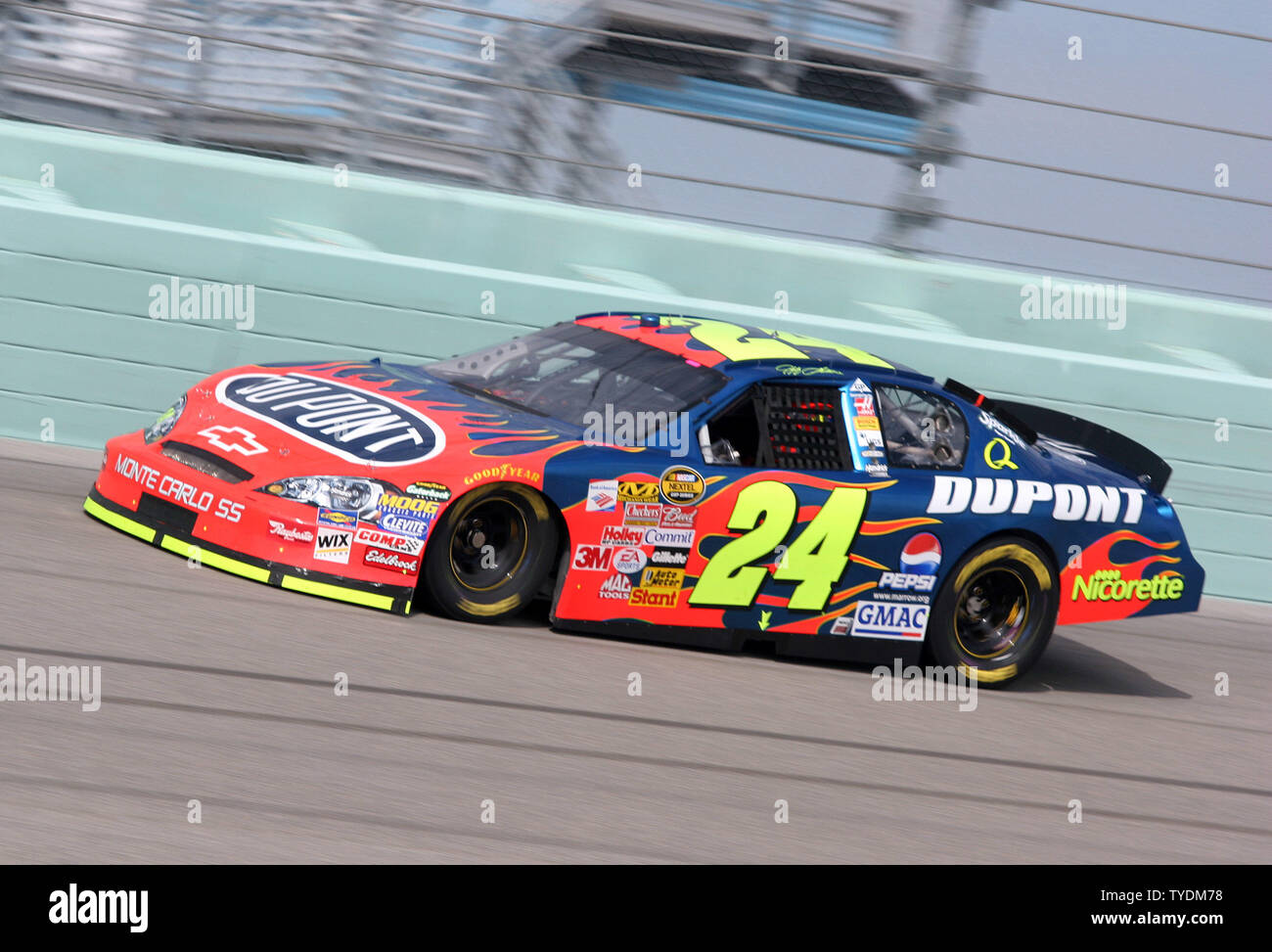 Jeff Gordon runs through turn four during the Nextel Cup Practice at Homestead-Miami Speedway in Homestead, Florida on November 18, 2006. (UPI Photo/Malcolm Hope) Stock Photo