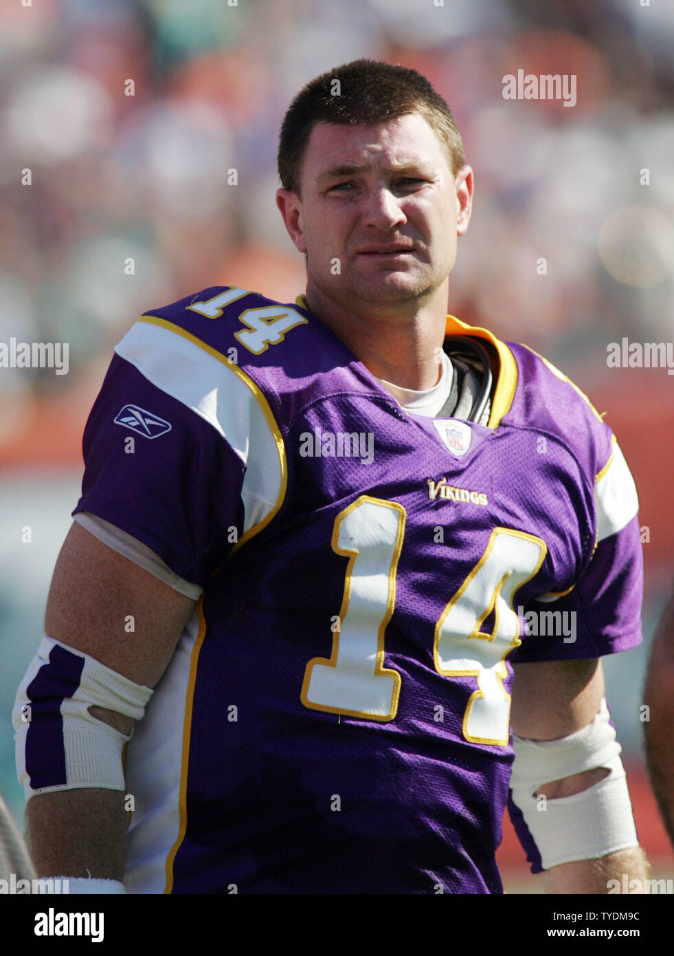 Minnesota Vikings Quarterback Brad Johnson (14) stands on Minnesota Vikings Quarterback Brad Johnson (14) stands on