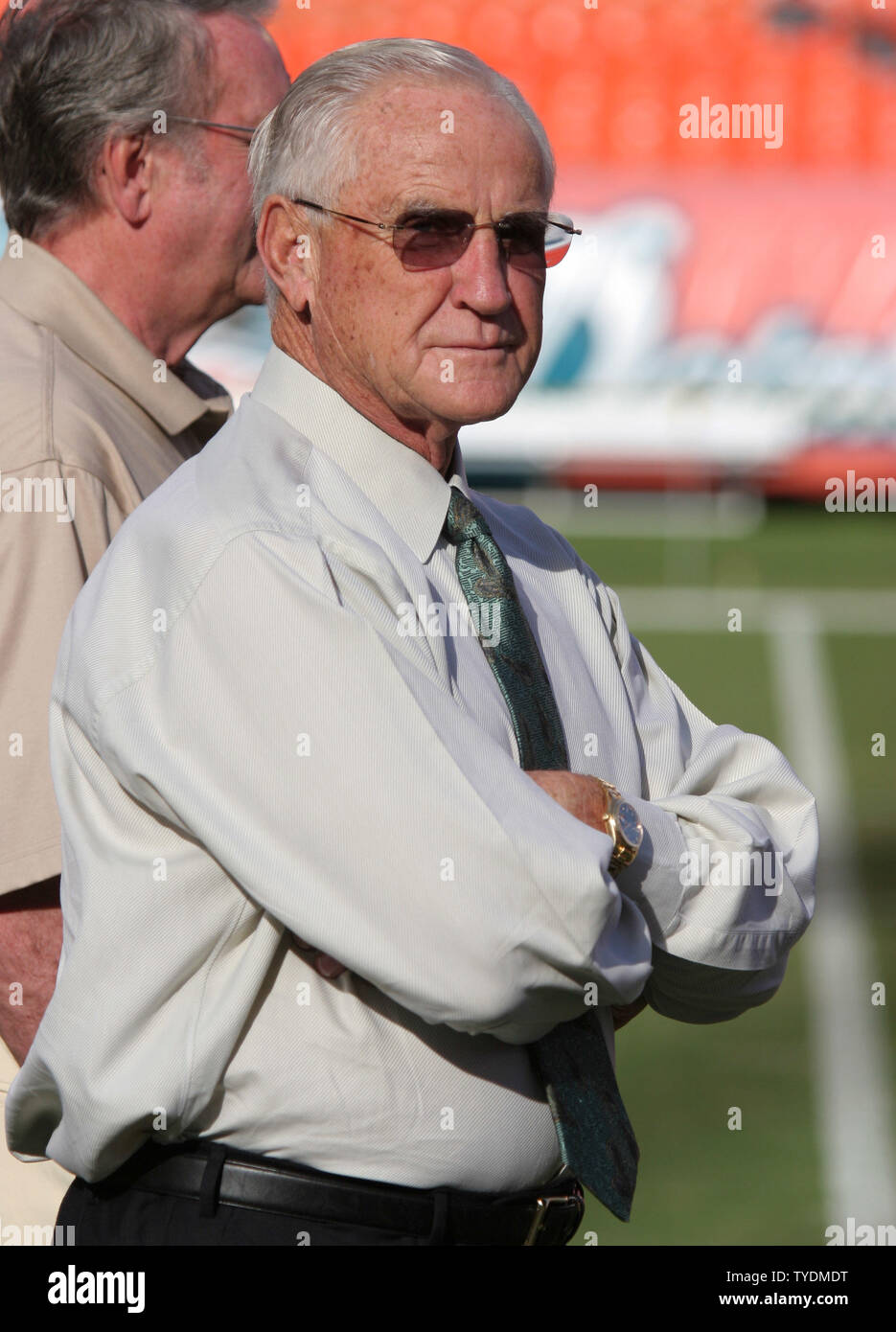 Ex miami dolphins coach don shula hi-res stock photography and images -  Alamy