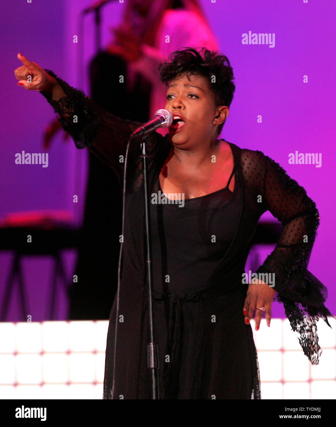 Anita Baker Concert Schedule 2027