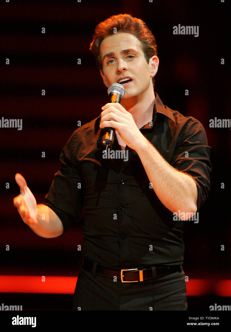 Joey mcintyre dancing with the stars hires stock photography and