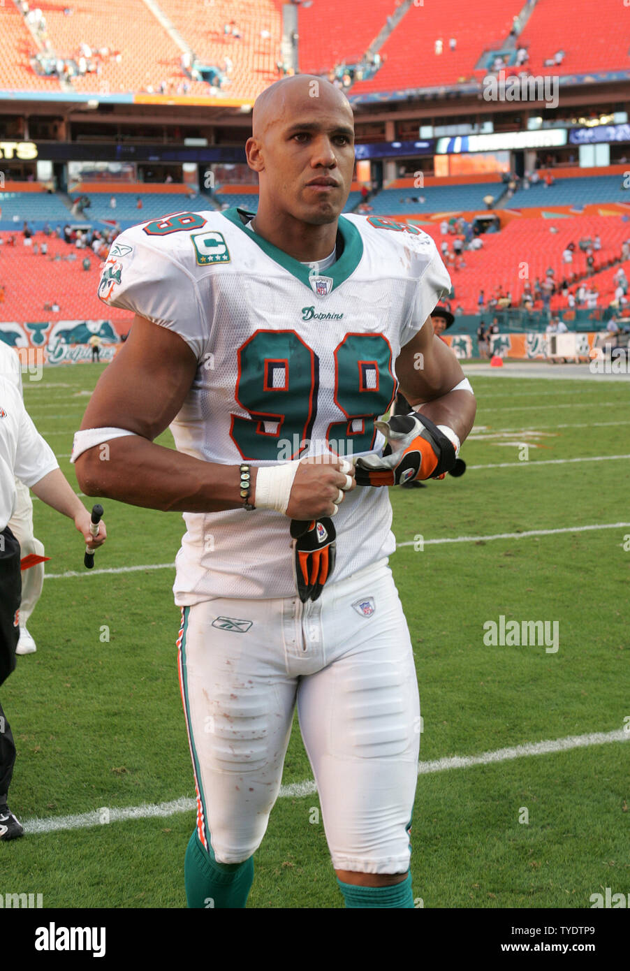 Miami Dolphins defensive end Jason Taylor leaves the field after