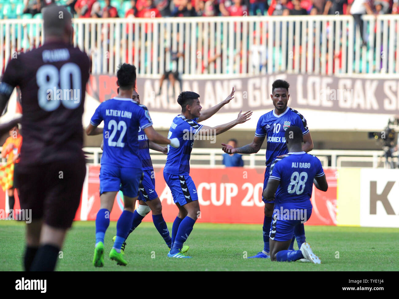 Bogor Indonesia 26th June 2019 Wander Luiz 2nd R Of Becamex Binh Duong Celebrates His Goal