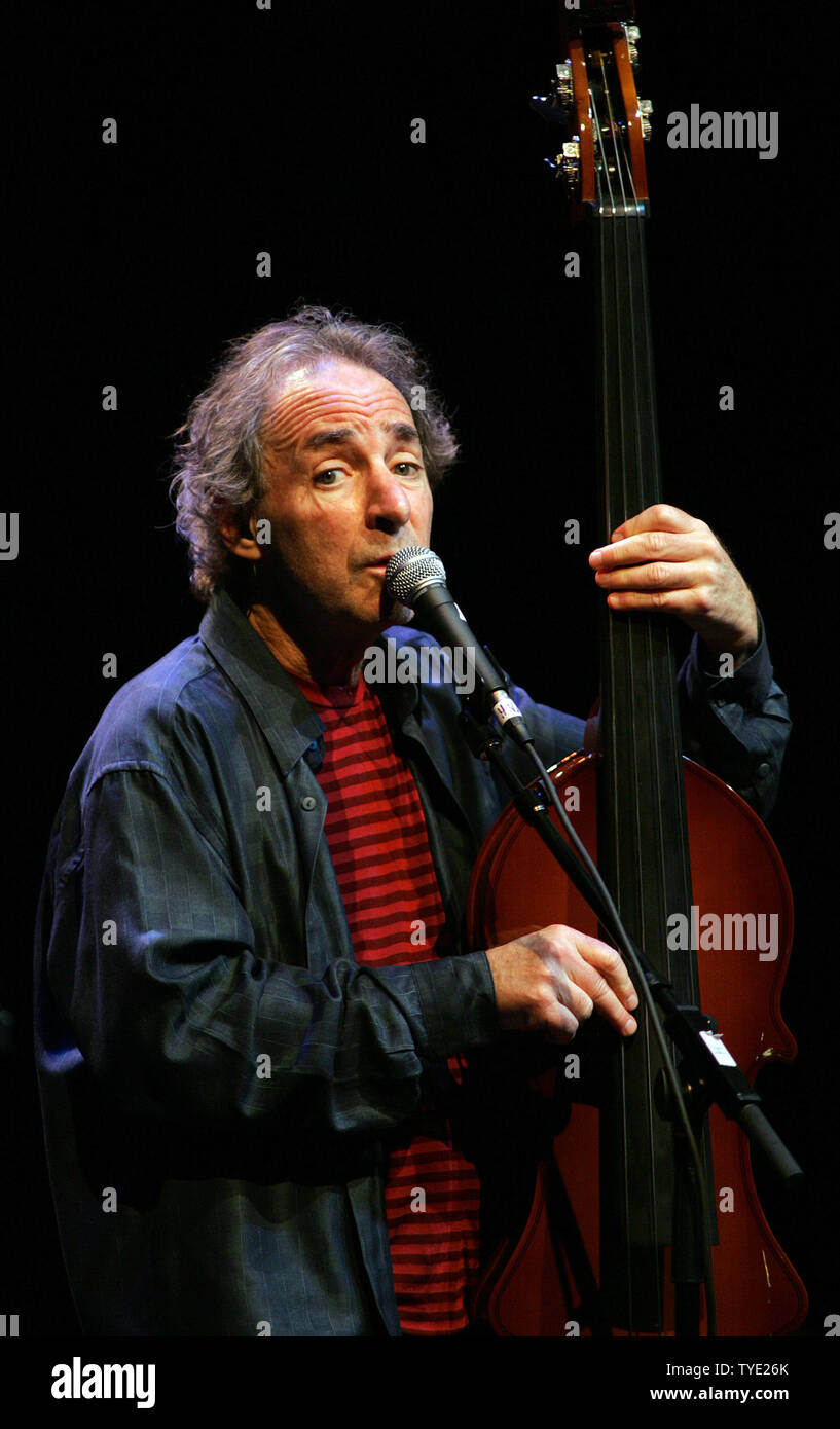 Harry Shearer performs with Spinal Tap on the Unwigged and Unplugged tour as the band celebrates their 25th anniversary of the film 'This is Spinal Tap' at the Fillmore Miami Beach at the Jackie Gleason Theater in Miami Beach on May 5, 2009. (UPI Photo/Michael Bush) Stock Photo