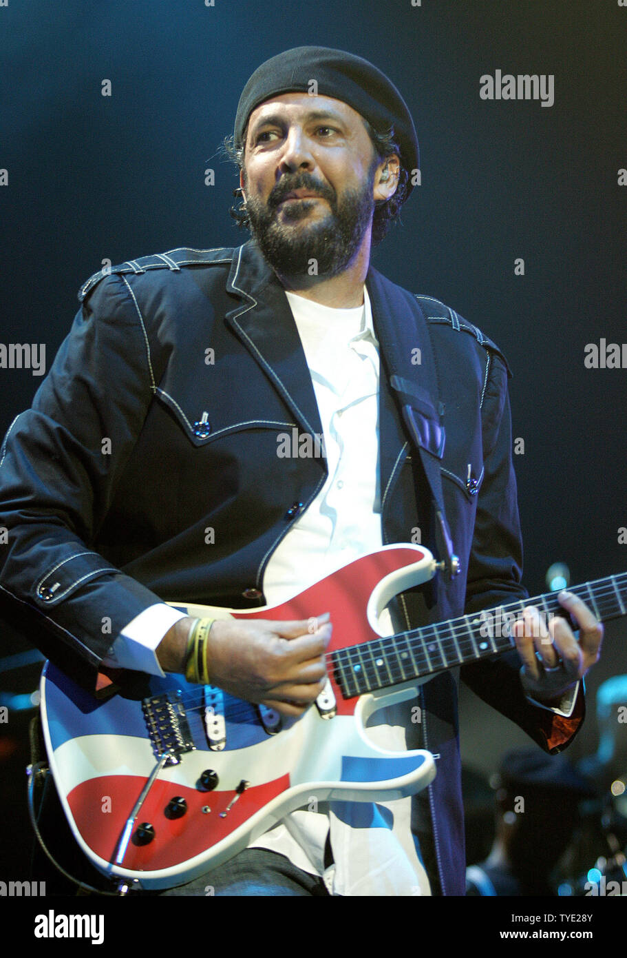 Dominican salsa artist Juan Luis Guerra performs in concert at the Seminole Hard Rock Hotel and Casino in Hollywood, Florida on June 26, 2009. (UPI Photo/Michael Bush) Stock Photo