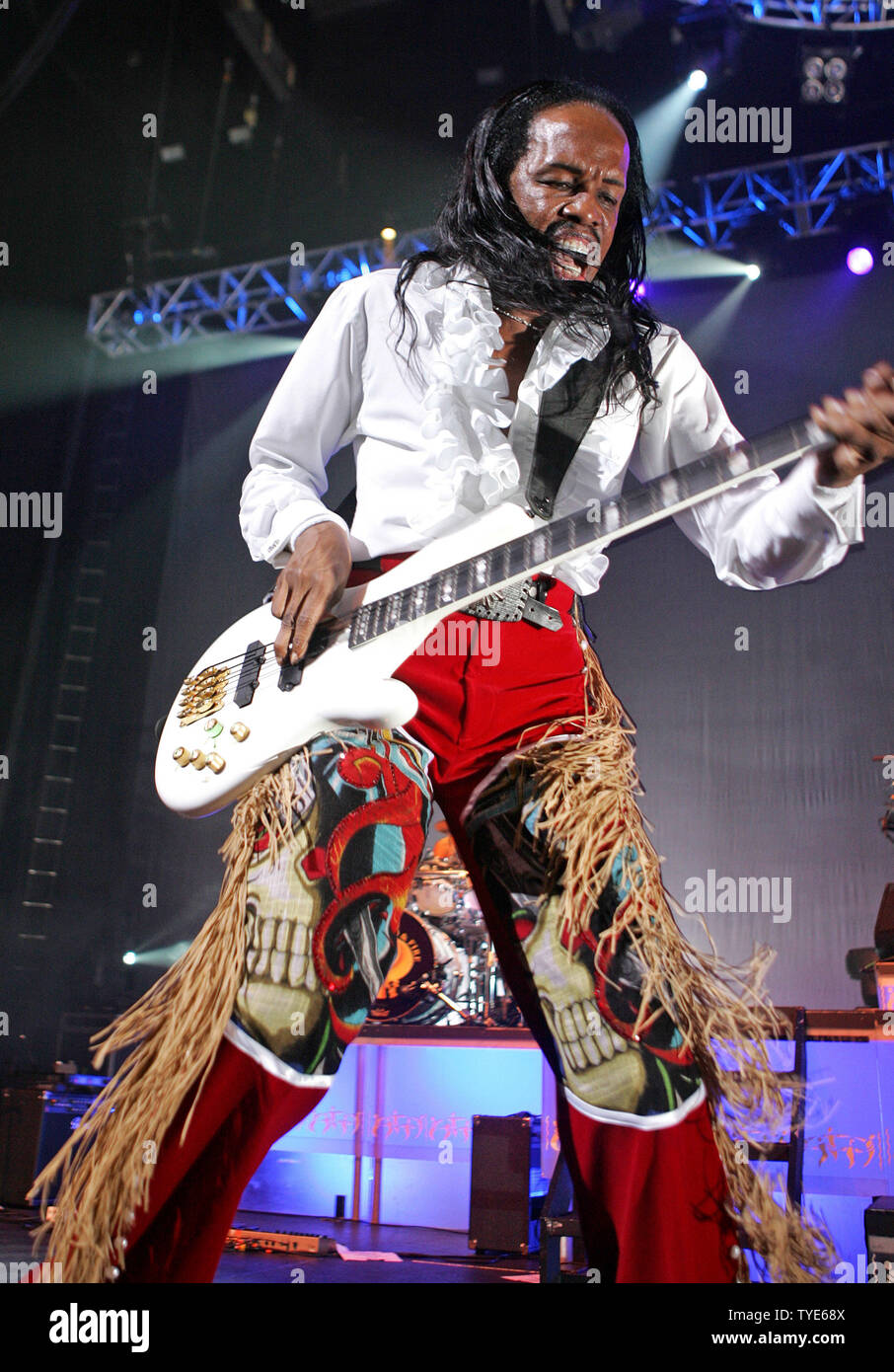 Earth Wind And Fire Verdine White High Resolution Stock Photography and ...