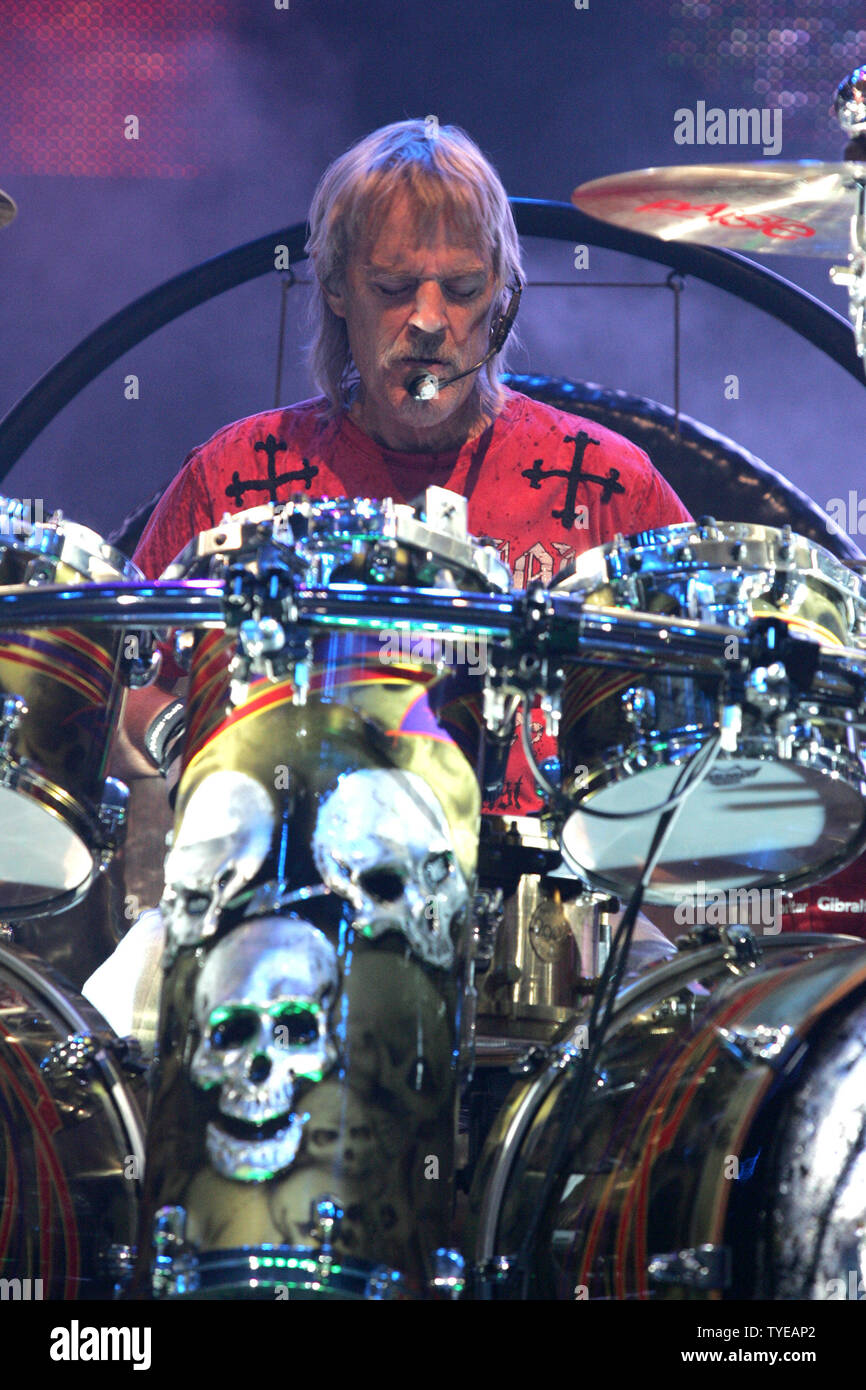 Frank Beard with ZZ Top performs in concert at the Seminole Hard Rock