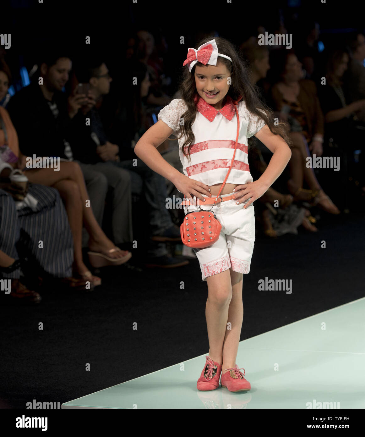 Lola Very Young Little Girl Models