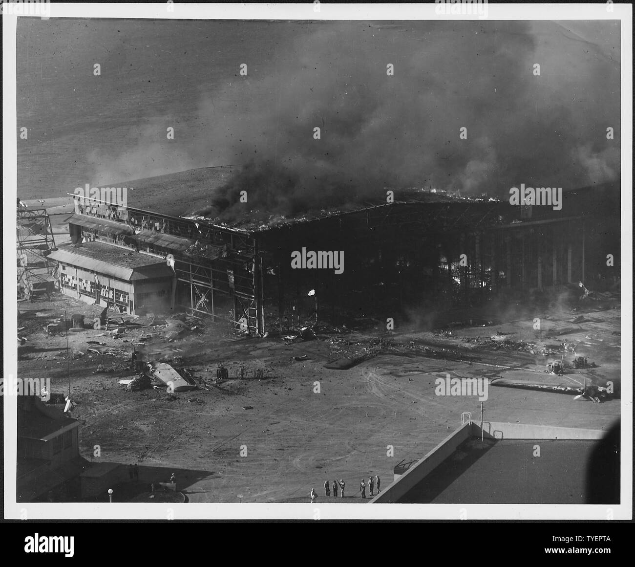 Japanese air raid hi-res stock photography and images - Alamy