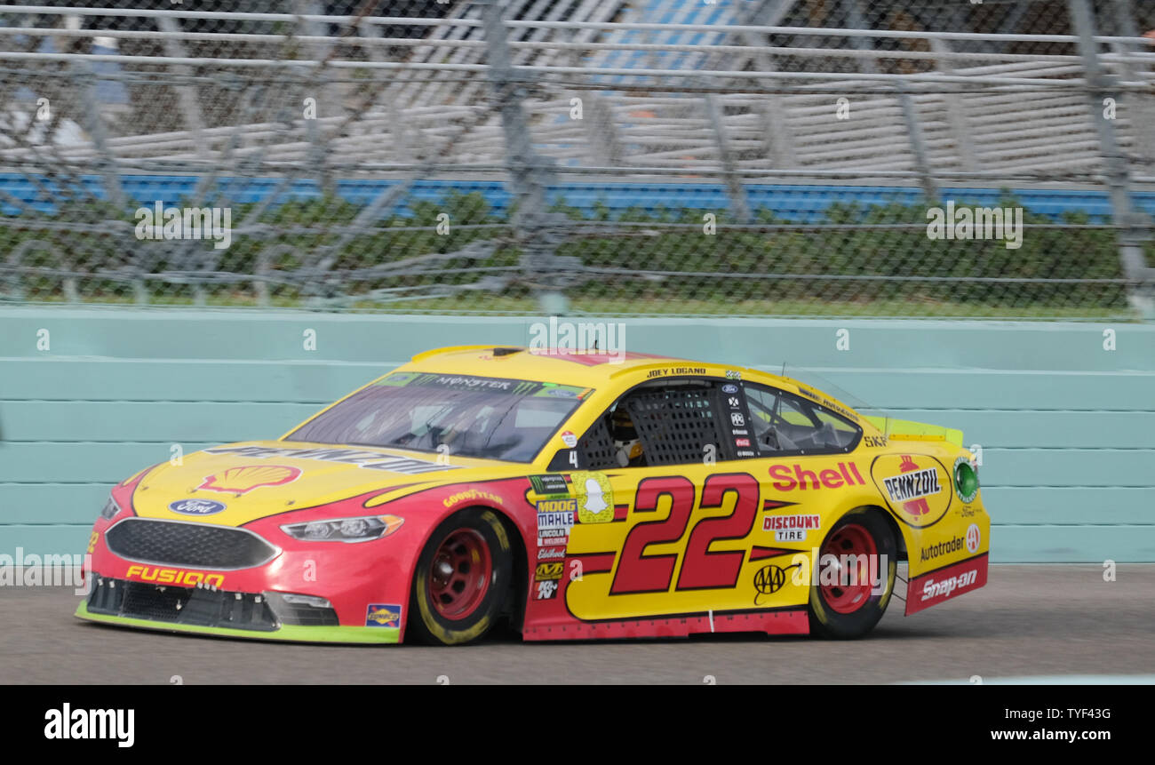 Joey Logano 22 Laps During The Early Stage Of Nascar Cup Series Championship And Ecoboost 400