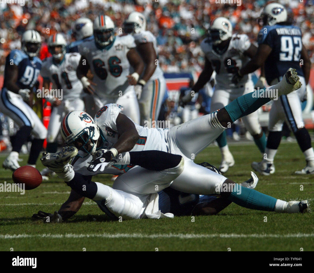 Miami Dolphins tightend Randy McMichael gains yardages against the  Tenneessee Titans December 24, at Dolphins Stadium in Miami Fl. The Miami  Dolphins beat the Tennessee Titans 24-10. (UPI PHOTO/Susan Knowles Stock  Photo 