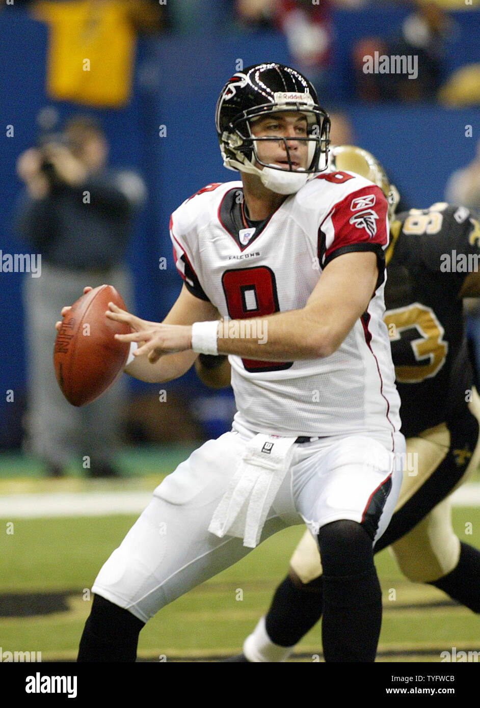 Michael vick falcons hi-res stock photography and images - Alamy