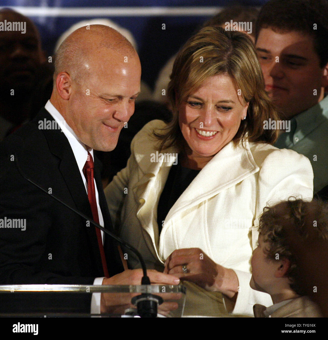 Mayor-elect Mitch Landrieu and his wife Cheryl smile at their youngest ...