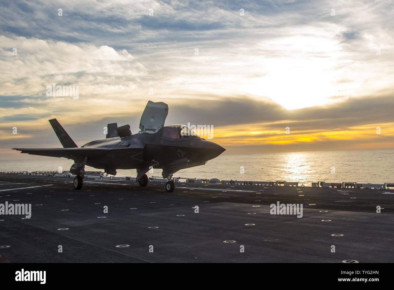 PACIFIC OCEAN (Nov. 7, 2016) — An F-35B Lightning II short takeoff/vertical landing (STOVL) aircraft launches from the amphibious assault ship USS America (LHA 6). During the third and final F-35B developmental test phase (DT-III), the aircraft is undergoing envelope expansion via a series of launches and recoveries in various operating conditions such as high sea states and high winds. Stock Photo