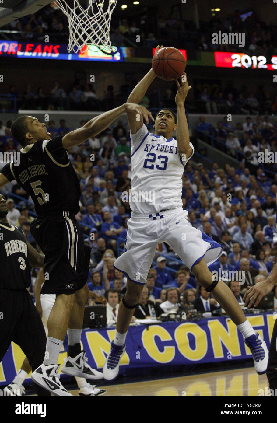 Anthony Davis over the last six years, image size:910x1390