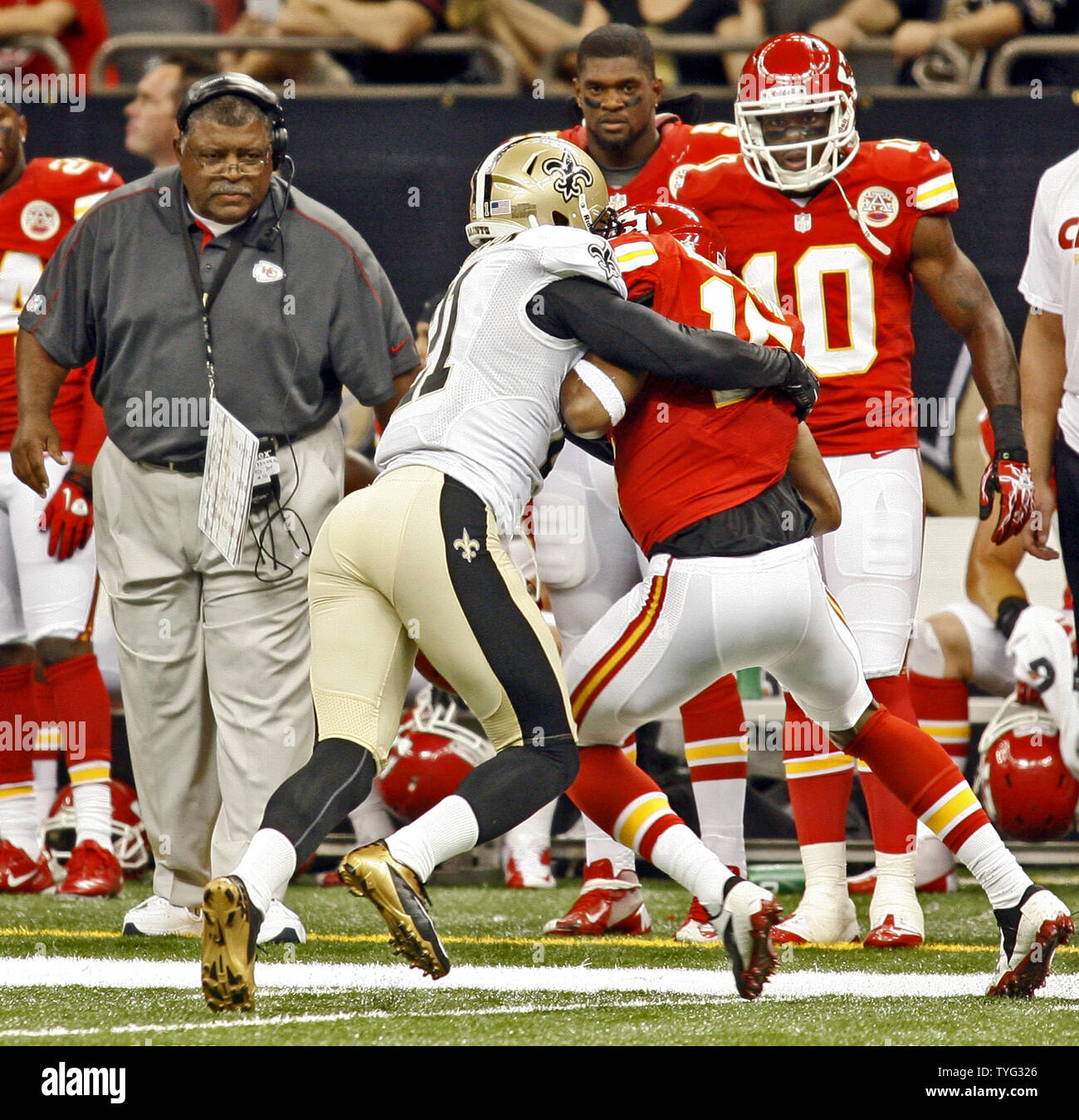 Romeo Crennel showed leadership in a dark time for KC Chiefs