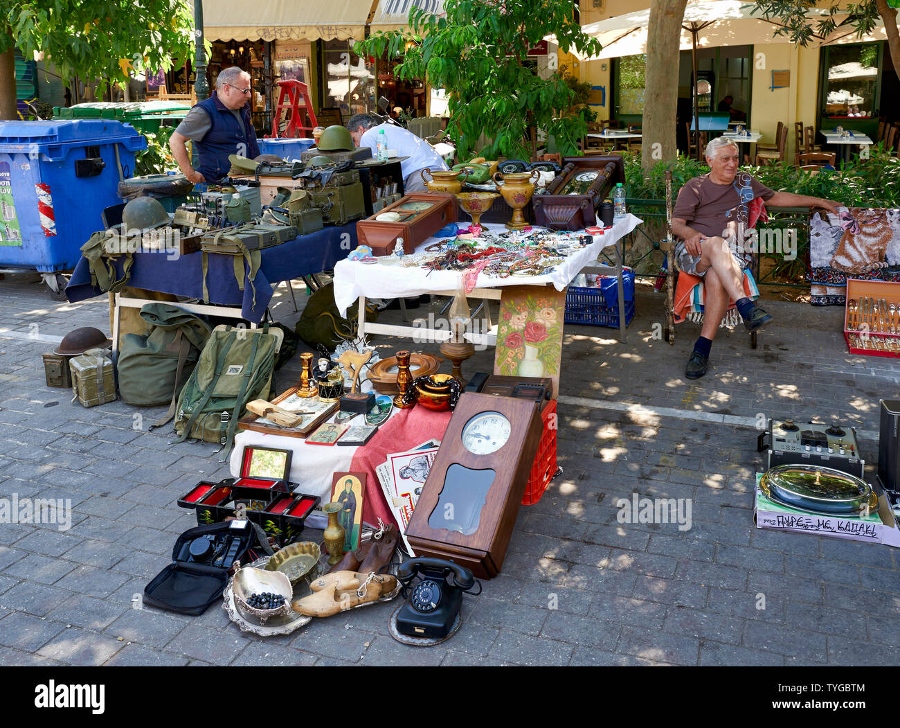 Greece athens street hawker hi-res stock photography and images - Alamy