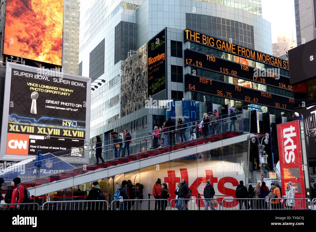 Broadway in downtown manhattan hi-res stock photography and images - Alamy