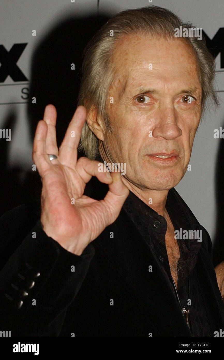 Actor David Carradine who plays the title characther Bill poses for the media during the Oct. 7, 2003 New York premiere of his new film 'Kill Bill Vol. 1' directed by Quentin Tarantino.   (UPI/Ezio Petersen) Stock Photo