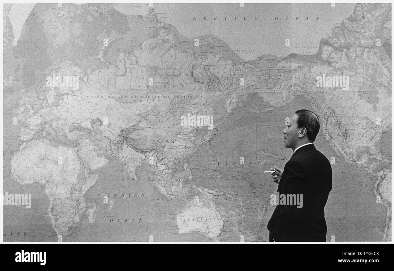 President Nguyen Van Thieu (South Vietnam) and world map; Scope and content:  Location: Hawaii. Depicted: President Nguyen Van Thieu (South Vietnam). Stock Photo