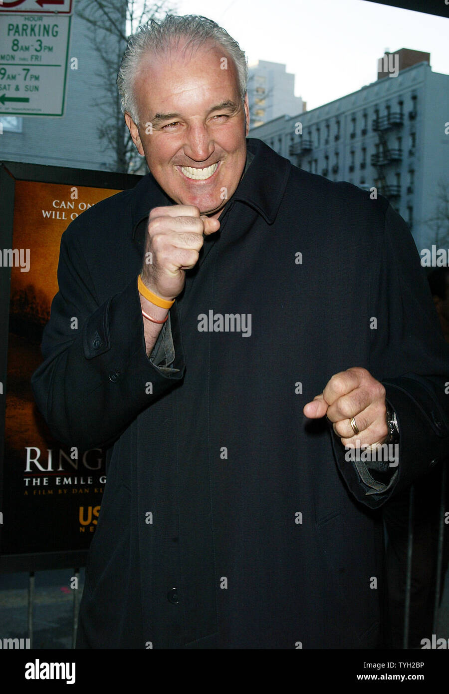 Gerry cooney hi-res stock photography and images - Alamy