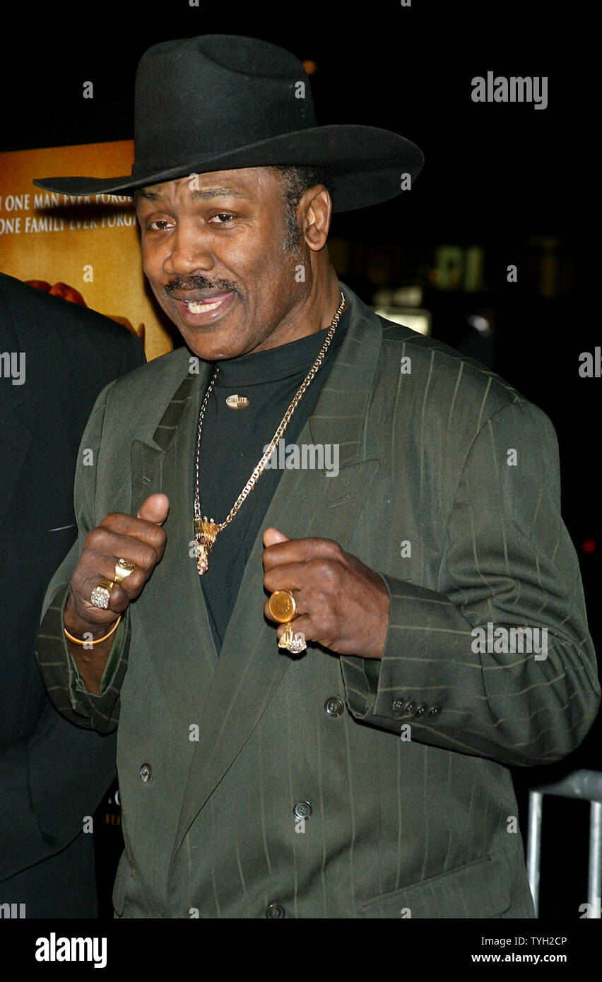 Joe Frazier arrives for the premiere of "Ring of Fire: The Emile Griffith  Story" at The Beekman Theater in New York on April 13, 2005. (UPI  Photo/Laura Cavanaugh Stock Photo - Alamy
