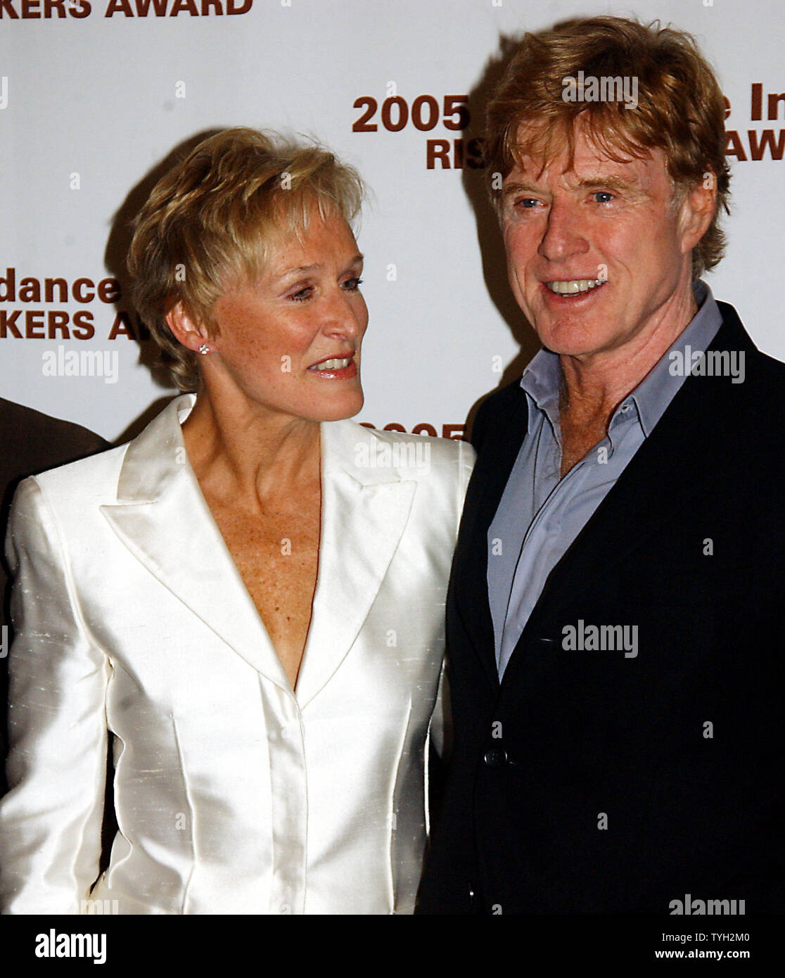 Left right robert redford hi-res stock photography and images - Alamy