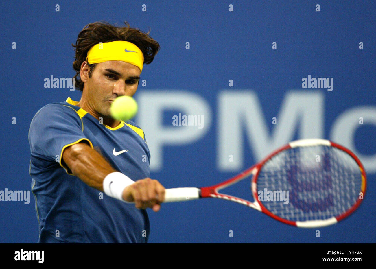 Roger Federer (SUI) hits a backhand in his match against Olivier Rochus  (BEL) during night 7 at the US Open in Flushing Meadows, New York on  September 4, 2005. (UPI Photo/John Angelillo