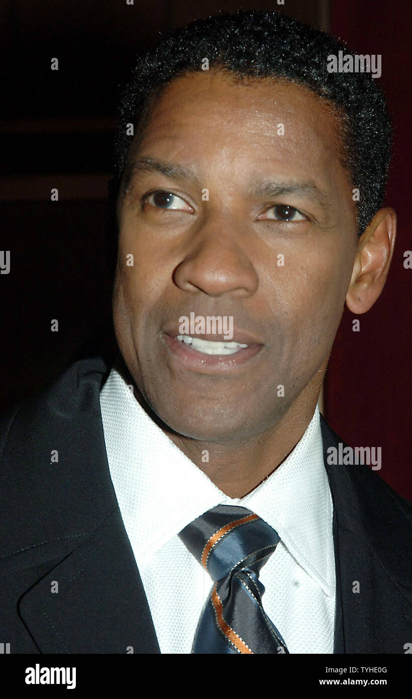 Inside man denzel washington hires stock photography and images Alamy
