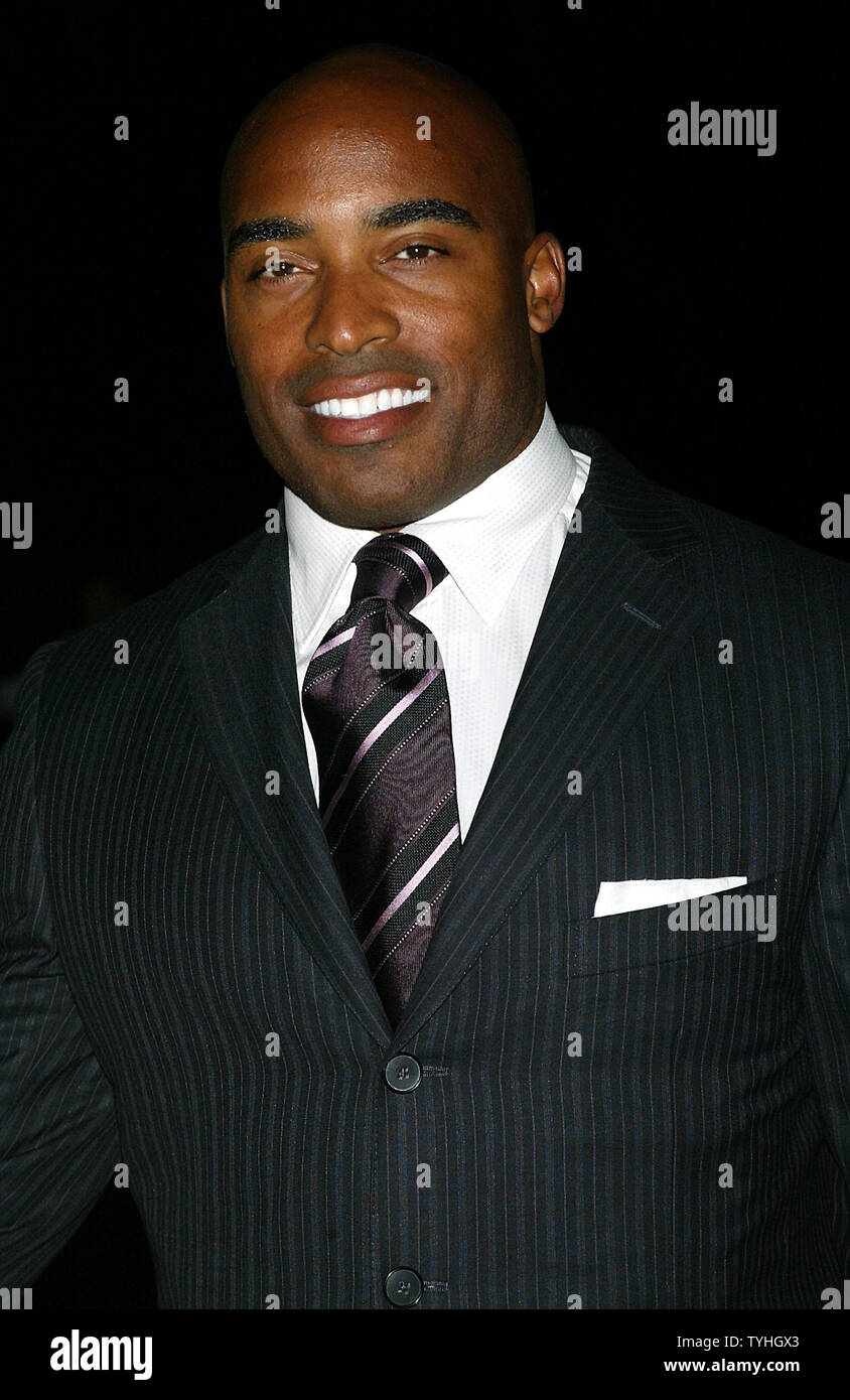 Tiki Barber arrives for the Fresh Air Fund "Salute to American Heroes