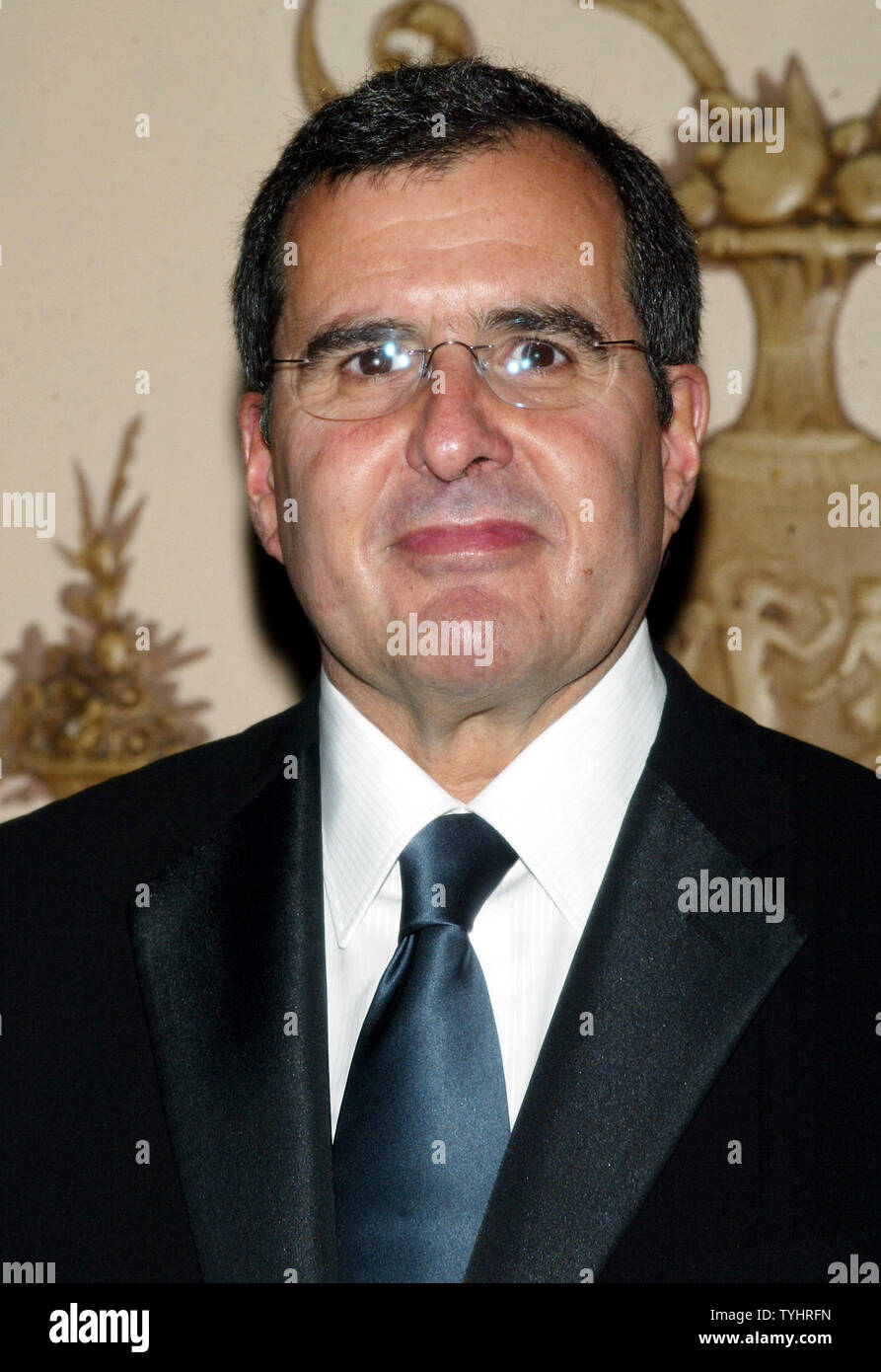 Peter Chernin, President and COO of News Corporation and Chairman and CEO of The Fox Group, arrives for the 16th Annual Broadcasting & Cable Hall of Fame Awards Dinner at the Waldorf Astoria in New York on October 23, 2006.  (UPI Photo/Laura Cavanaugh) Stock Photo