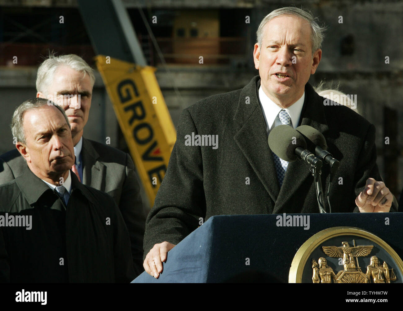 Outgoing New York State governor George Pataki talks about the ...
