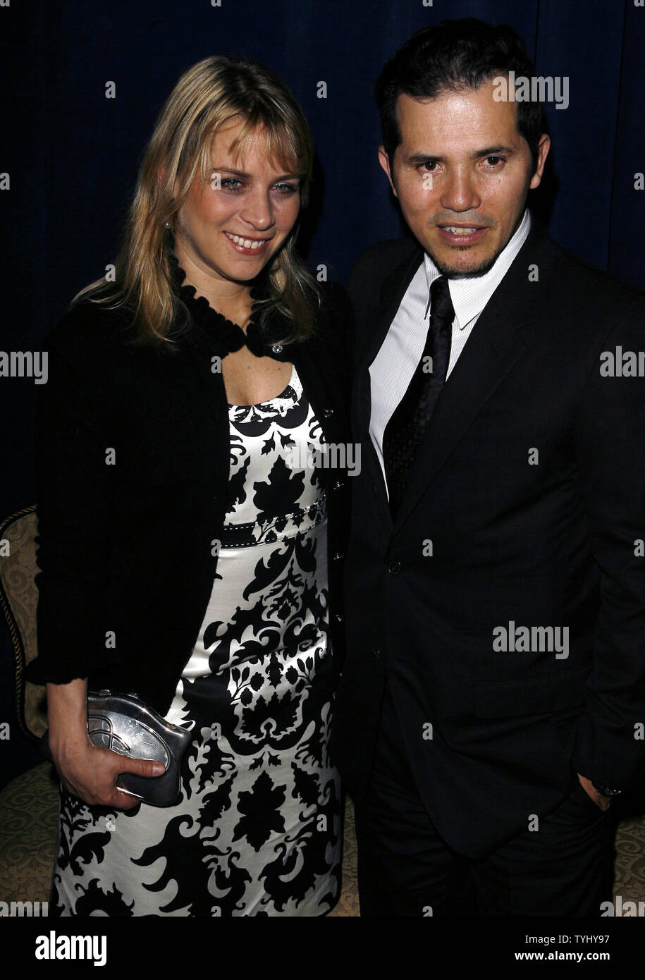 John Leguizamo and wife Justine Maurer arrive backstage for the Jackie Robinson Foundation annual awards dinner at the Waldorf Astoria in New York City on March 5, 2007. Spike Lee was honored for his years of commitment to social progress.   (UPI Photo/John Angelillo) Stock Photo