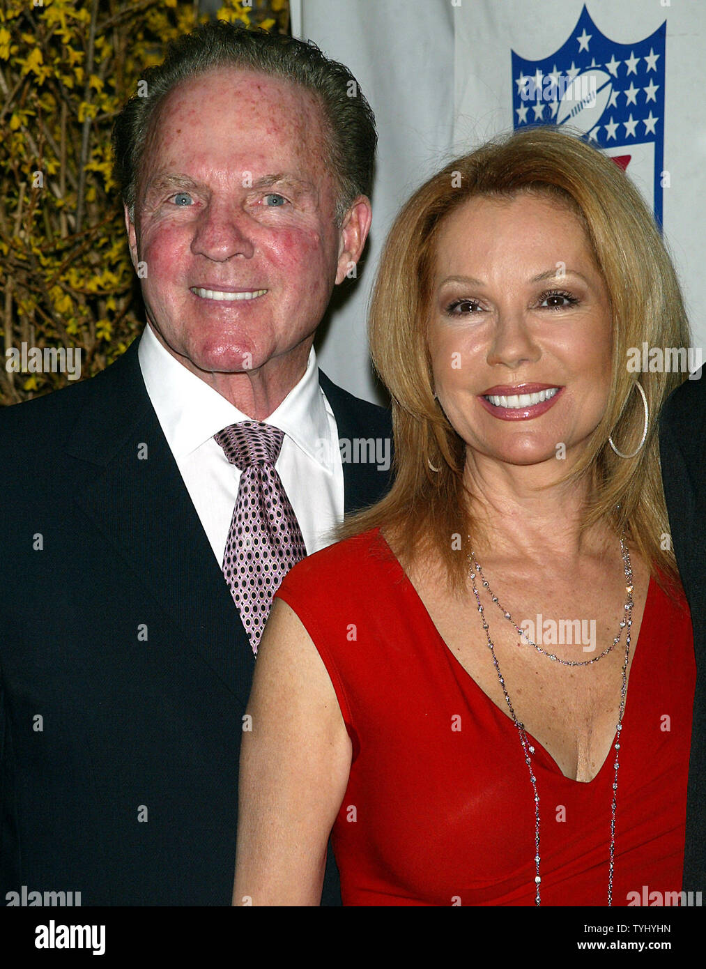 Frank Gifford and wife Kathie Lee Gifford arrive for the Autism Speaks