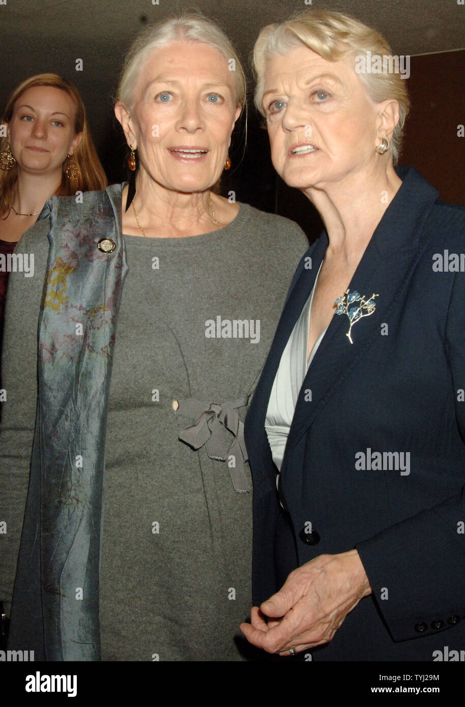 Actress Vanessa Redgrave L Of The Year Of Magical Thinking