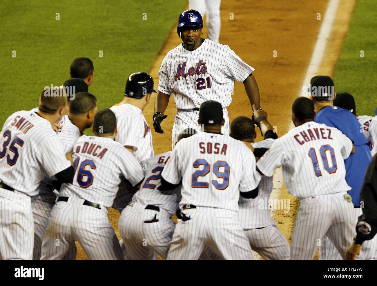 carlos delgado mets jersey