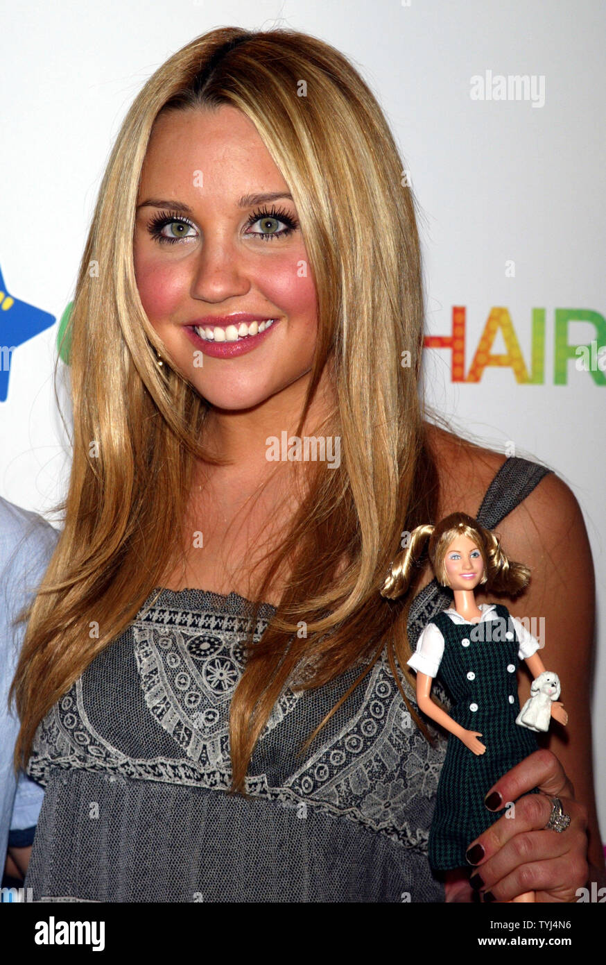 Amanda Bynes attends the launch of the authentic &ldquo;Hairspray&rdquo; fashion