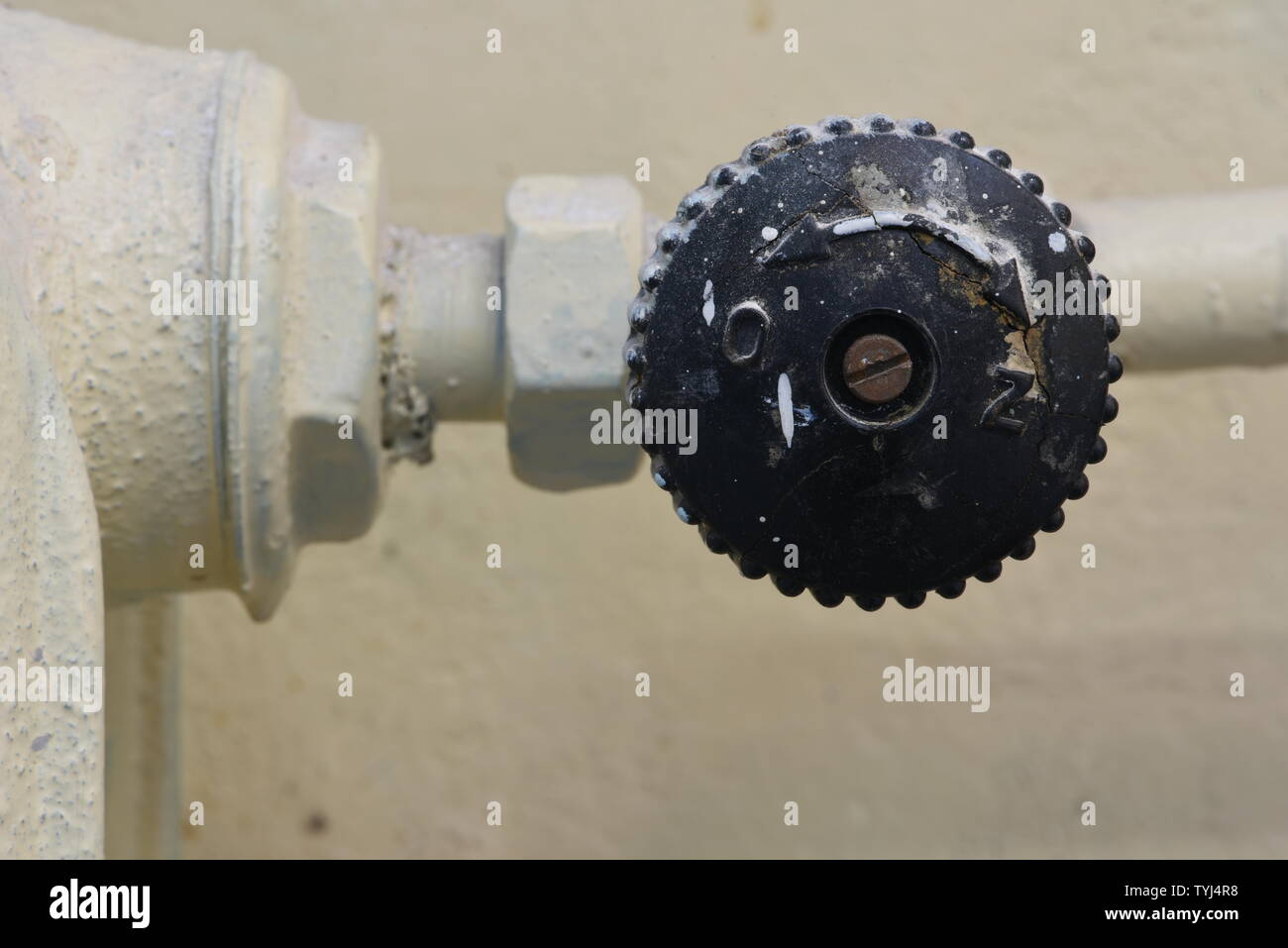 Old radiator valve, heat control Stock Photo Alamy