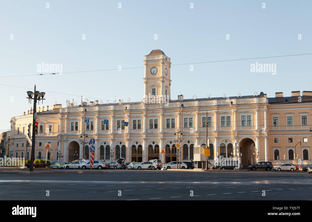 St petersburg glavny hi-res stock photography and images - Alamy