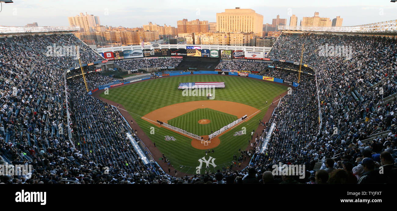 Toronto Blue Jays Anthem High Resolution Stock Photography And Images Alamy