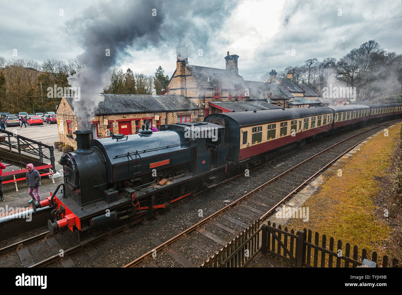 F R Engine Train Fire engine london road hi-res stock photography and images - Alamy
