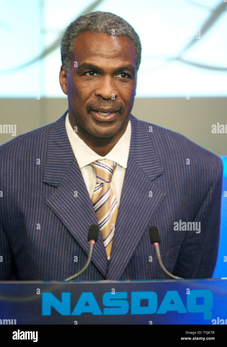 Charles Oakley High Resolution Stock Photography and Images Alamy
