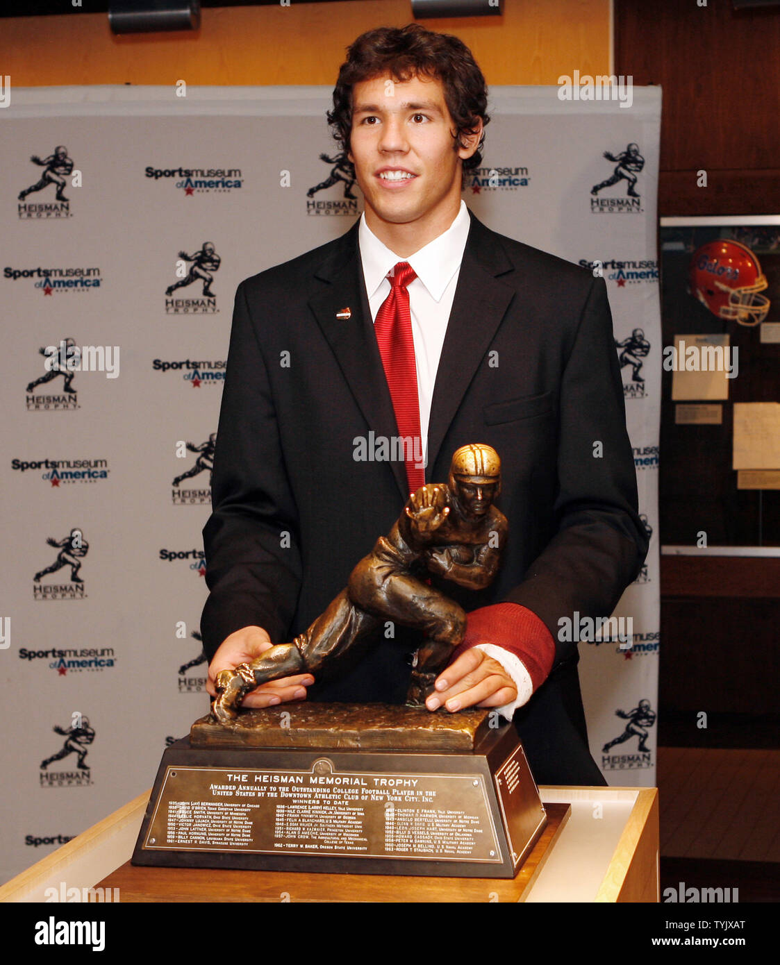 Sam Bradford of the University of Oklahoma stands with the Heisman Trophy at the Sports Museum of America in New York City on December 13, 2008.                                        (UPI Photo/John Angelillo)   . Stock Photo